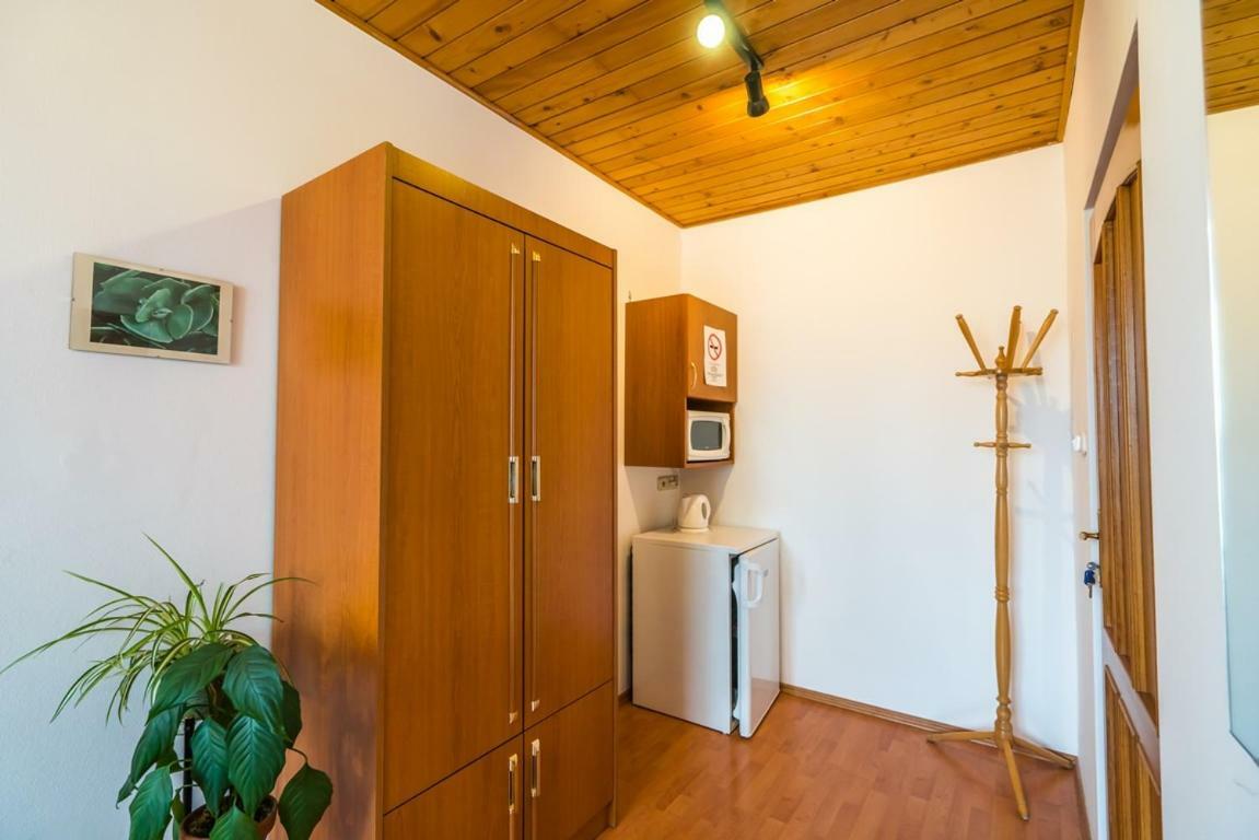 Szent Kristof Panzio Esztergom Exterior foto